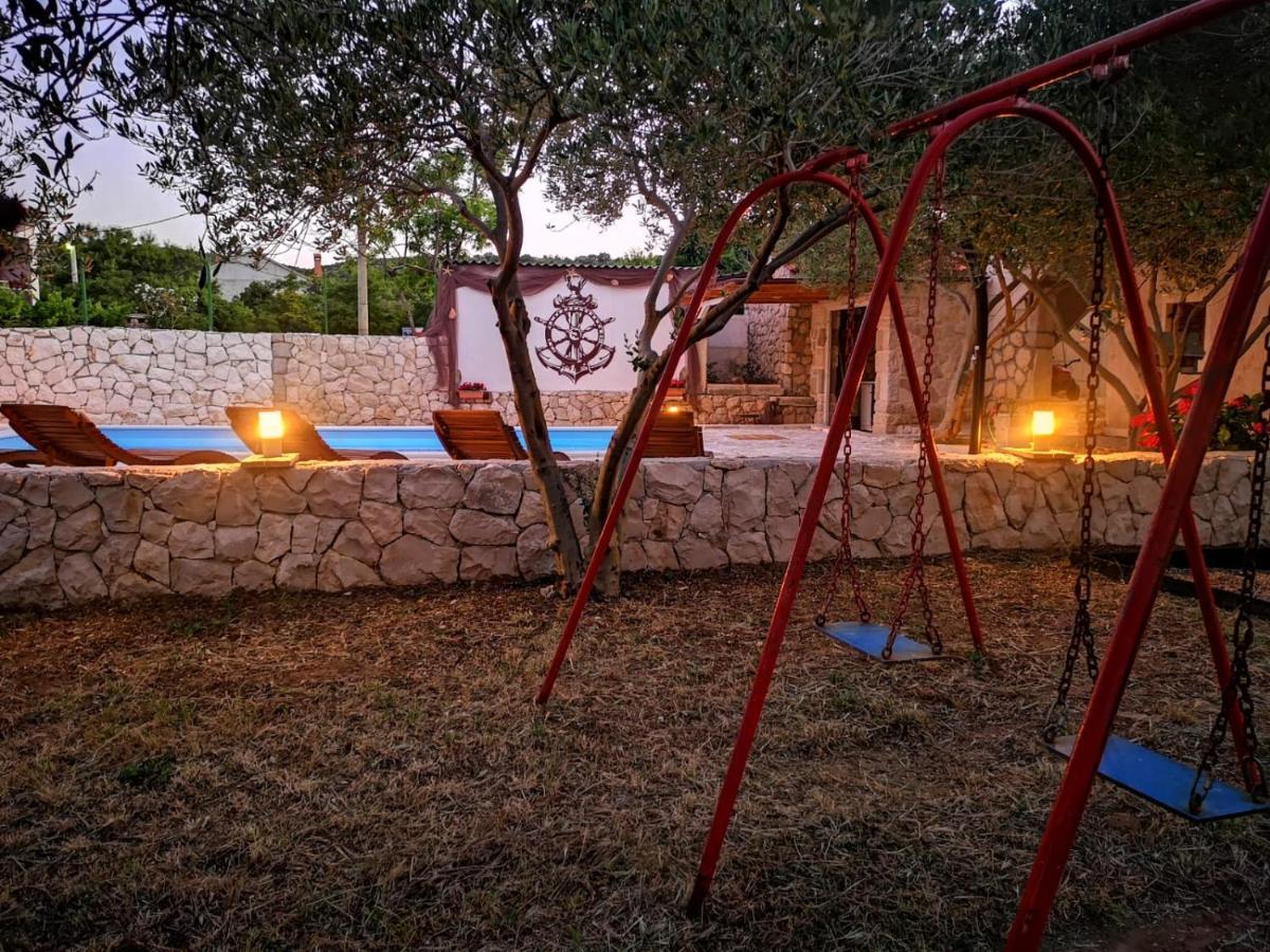 Apartman Magas With Private Pool Vinjerac Exterior photo